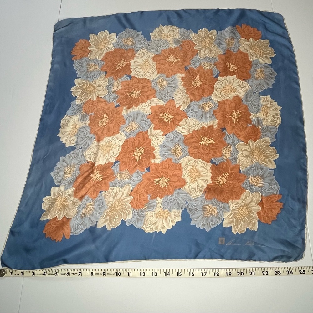 Vintage 1980's Anne Klein Signature Logo Silk Scarf Floral Hand Rolled Hem Japan - Picture 10 of 10